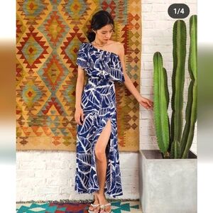 Tropical Print Split Thigh Off the shoulder Maxi dress Blue & White Ladies Small